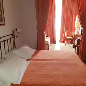 https://andromaco-palace-hotel.sicilyhotelsitaly.net